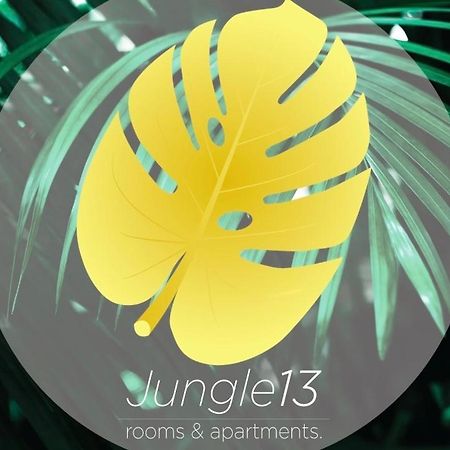 Jungle 13 - Room And Apartments Neapol Exteriér fotografie